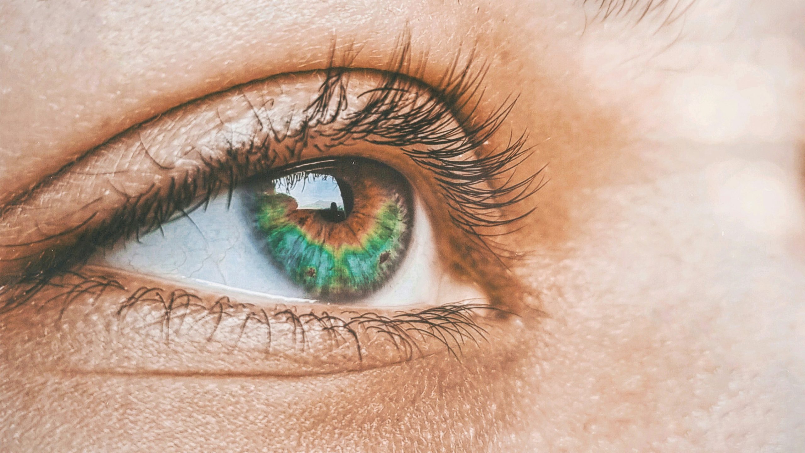 How Much Are Contact Lenses in Canada?